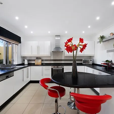 Villa Romano Villa *