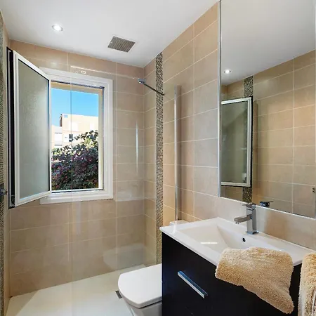 Villa Villa Romano *