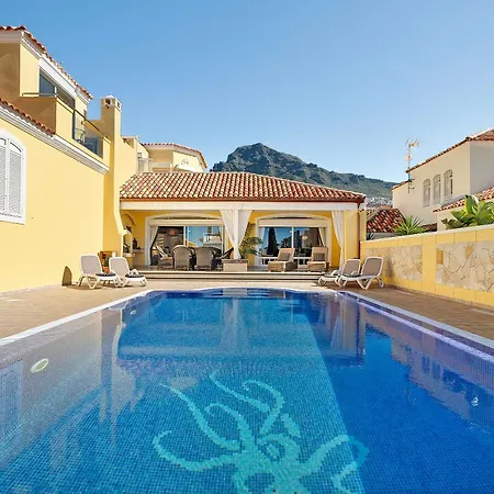 Villa Romano Villa *