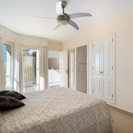 Villa Romano Villa *